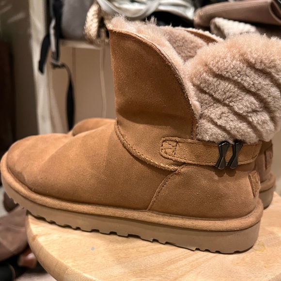 UGG boots - Picture 2 of 10